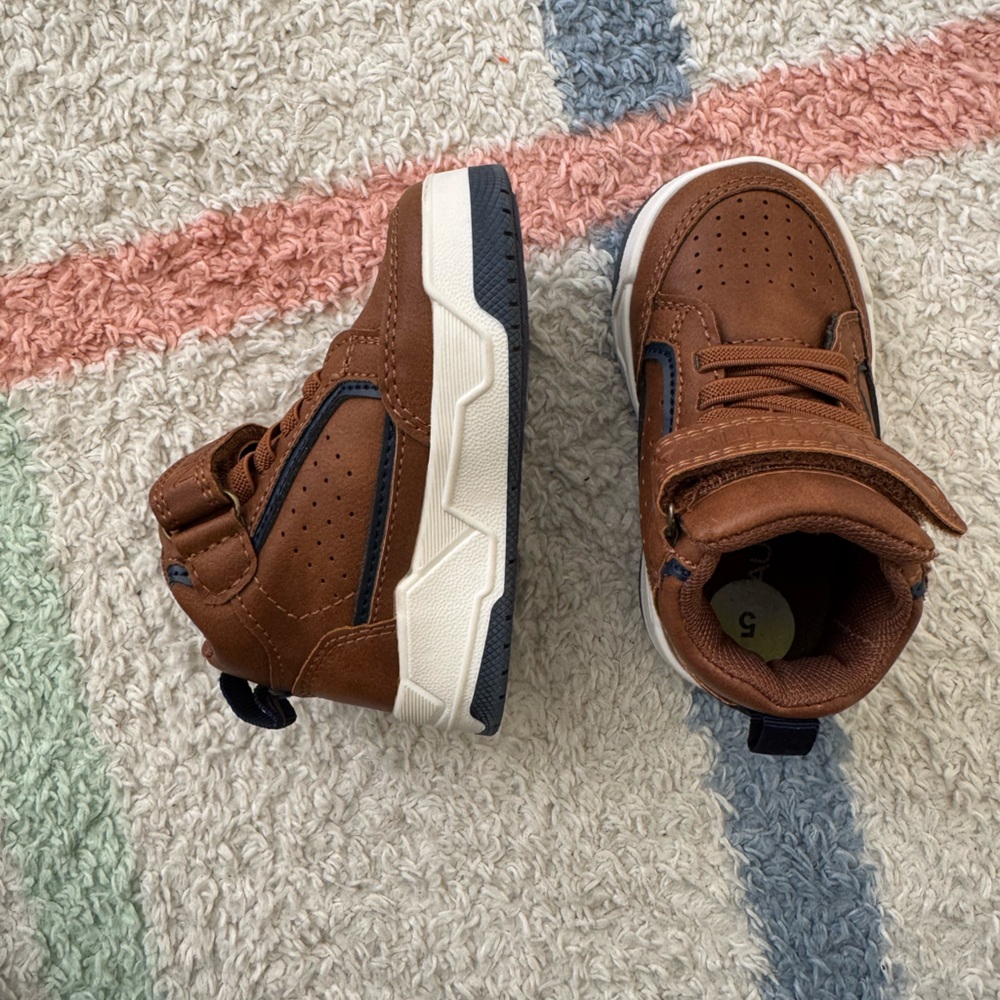 Nautica Brown leather high top Velcro sneakers